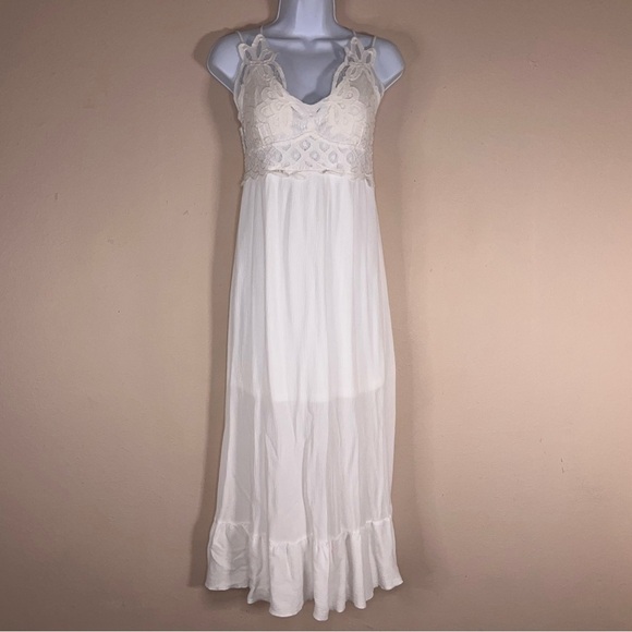 Juniors Large White Boho Dress Embroidered Accent Womens Lace Top Ruffle Boho - Picture 10 of 16